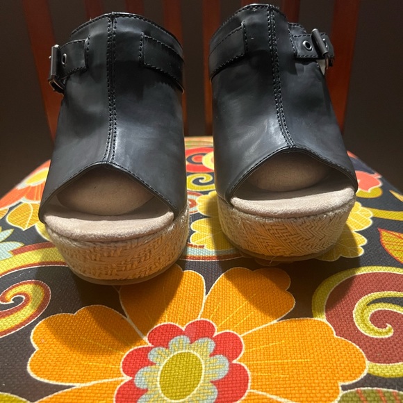 Mia 2 black leather platform espadrille wedges size 10 - Picture 3 of 10